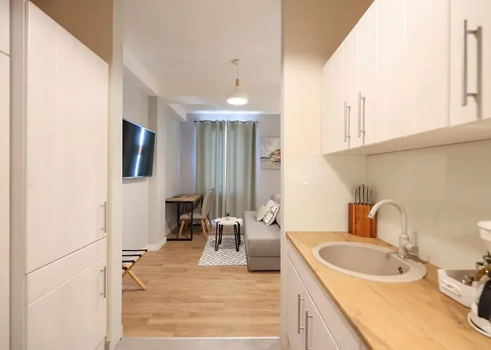 Elegance Apartment *